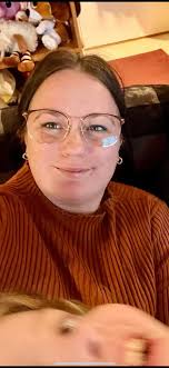 this is a long shot but I lost my glasses at Lab 11 last night (here's some  unhelpful pics), if you saw them or picked them up, pls lmk!! quite blind  without