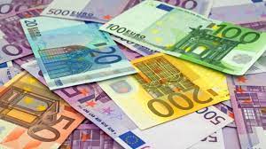 Für die jüngeren unserer leser erklären wir, wann das zahlungsmittel eingeführt wurde. 20 Jahre Nach Einfuhrung Das Sind Die Gewinner Und Verlierer Des Euro Mein Geld Bild De