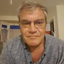 Video showing front wheel bearing failure