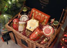 Wonderful Christmas Hampers Ideas Some Events In 2020 Christmas Hamper Xmas Hampers Diy Christmas Hampers