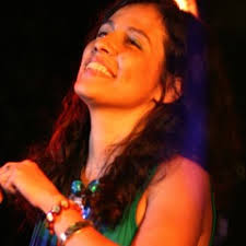 Stream La Machete music