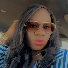 We just don't learn lol Chloe Bailey is back with Burna Boy chile 🤣! Our  good sis is once again back in Africa but this time, she takes us