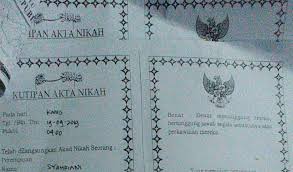 Letak nomor akta buku nikah berada pada lembar yang sama pada hari tanggal dan jam pencatatan pernikahan serta data suami. Na Sebut Surat Nikah Sn Dan Ss Palsu News Metropol