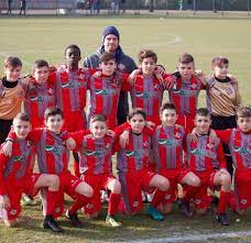 In 1213, at castelleone, the cremonese defeated the league of milan, lodi, crema, novara, como and brescia. Esordienti 2007 Cremonese Photos Facebook
