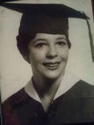 My Condolences to the Foster Family & Friends... I rember her being such a  very nice lady, had the most beautiful spirit... RIP Ms Foster...  🌹💔🌹❤️🌹💔❤️