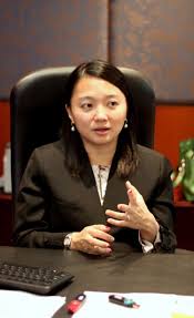 Hannah yeoh tseow suan (born 1979) is a member of the selangor state legislative assembly (adun, or ahli dewan undangan negeri) from the democratic action party (dap). Hannah Yeoh Alchetron The Free Social Encyclopedia