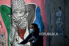 Jenis cat untuk lukisan mural. Mural Bertema Palestina Di Ciledug Republika Online
