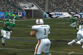 Make trades, set rosters, draft players, and try to build the next dynasty. Espn Nfl 2k5 Is Still The Best Nfl Video Game Ever Made The Phinsider