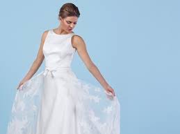 Gleiches gilt für die pikanten brautzubehöre wie halterlose strümpfe, strumpfband und dessous für die hochzeitsnacht. Brautkleider Online Kaufen Aus Grosser Vorrat Kostenlo