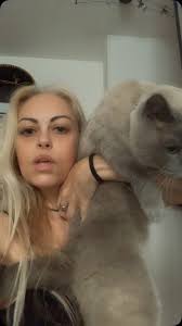 #questionoftheday #cats #miawinterwallace #miawinterwallace_official  #bcrichbass #bassist