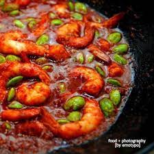 The Scrambling Cook Sambal Tumis Udang Petai Loosely Translated To Urm Prawns With Petai In Chilli Grav Resep Masakan Malaysia Resep Masakan Resep Sederhana