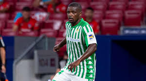 William silva de carvalho comm (born 7 april 1992) is a portuguese professional footballer who plays as a defensive midfielder for spanish club real betis and the portugal national team. Leicester Will Sign Real Betis Midfielder William Carvalho This Summer