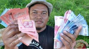 Pecahan uang kertas ringgit malaysia terdiri dari rm 50, rm 20, rm 10, rm 5, rm 2. Sabah Kalimantan Bakal Gunakan Ringgit Dan Rupiah Pos Kupang