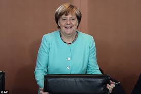 Résultat de recherche d'images pour "angela merkel nude beach"