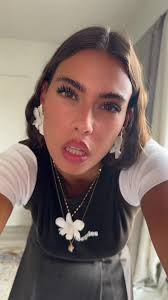 Découvrez le look complet de The Kooples à Montréal