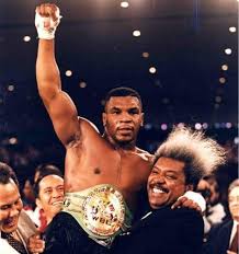 Se pusieron los guantes y quince años después, 'iron mike' regresó a un ring de box. Mike Tyson La Fama E Gli Eccessi Di Un Campione Della Boxe Informarea