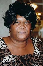 Renee Mann's Instagram, Twitter & Facebook