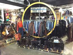 Picknweight Hamburg Sternschanze Vintage Store Secondhand Vintage Kleidung In Hamburg Pick Weight Hamburg Schanze Vintage