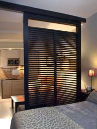 Cloison Amovible 30 Solutions Design Pour Separer Les Pieces Petit Appartement Deco Petit Appartement Interieur Maison