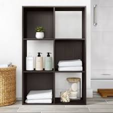 Model rak buku kayu sudut ini juga diletakan dengan digantungkan di dinding sama seperti model rak sebelumnya. 97 Ide Rak Buku Kayu Rak Buku Rak Kayu