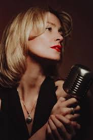 Rebecca Poole's Instagram, Twitter & Facebook