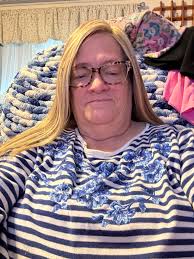 wearing an oldie but goodie set. with the matching jeans :)