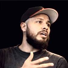 Saudi Arabia just took a step towards modernizing as the Crown Prince is  now saying women can choose their clothing without male permission Modesty  will still remain important but the decision will