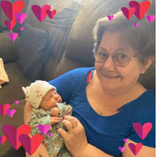 Just like and share Helen Rhodes Textile Art for your chance to win a pack  of six reels of Eleganza. So take a peek cos offer closes