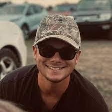 Dana Martz's Instagram, Twitter & Facebook