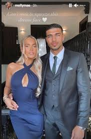 They both now live together in a luxury apartment in cheshire. Molly Mae Hague Shares Sweet Message For Dream Face Boyfriend Tommy Fury Aktuelle Boulevard Nachrichten Und Fotogalerien Zu Stars Sternchen
