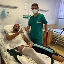 Un genunchi cu ligamentul încrucişat anterior rupt va suferi de artroză în 5 ani. Medicii I Au Spus Lui Tamas SÄƒ Stea In Spital DupÄƒ OperaÅ£ie Dar Fotbalistul A Luat AltÄƒ Decizie