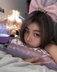 Iris Bacon (@bluuberry_spicehead) • Instagram photos and videos