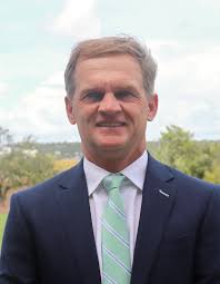 Daniel Island Club View Club Personnel: Ben Cook