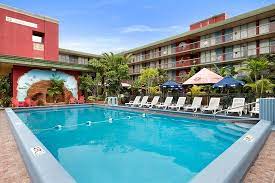 Wifi and an airport shuttle are free, and this hotel also features an indoor pool. Ramada By Wyndham Hollywood Downtown S 1 6 1 S 142 Updated 2021 Hotel Reviews Price Comparison And 209 Photos Fl Tripadvisor
