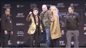 19 de enero de 2019: Video Henry Cejudo Whips Out A Fake Snake To Mock Tj Dillashaw Ahead Of Ufc Fight Night 12up