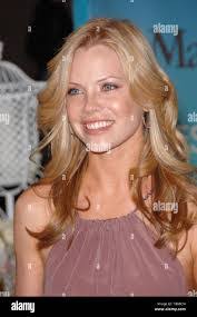 Aileen Foster's Instagram, Twitter & Facebook