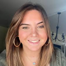 Katie Klatt's Instagram, Twitter & Facebook