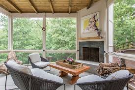 She shared that, when she was a child, some of her fondest memories were when her family went to montana on vacation. Timeless Allure 30 Cozy And Creative Rustic Sunrooms