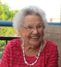 Gertrude Bernard (née Boucher) 1920-2020 À Beauharnois le 8 janvier 2020 à  l'âge de 99 ans et 3 mois, est décédée Mme Gertrude Boucher épouse de feu  Louida Bernard. Elle laisse dans