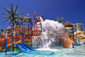 Dapatkan diskon 15% tiket komplek pasar wisata, tanggulangin, wates, kedensari, kec. Splash Jungle Water Park Phuket Phuket 101