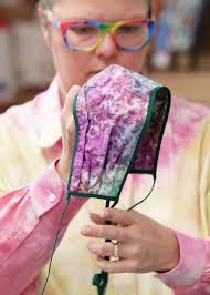 Despite conflicting signals, volunteers stitch cloth masks to ease medical  supply shortage amid COVID-19 pandemic