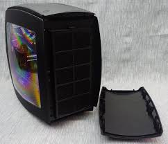 Scopri ricette, idee per la casa, consigli di stile e altre idee da provare. The Exterior Of The Nzxt Manta The Nzxt Manta Mitx Case Review