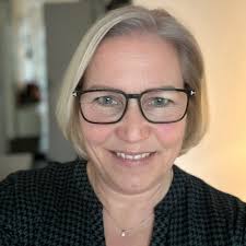 I am delighted to announce that I completed my PhD in chemical biology