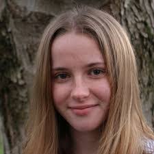 Alyssa Hecht's Instagram, Twitter & Facebook