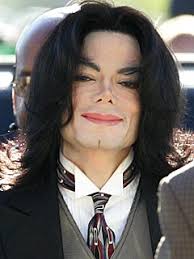 Today in the mj murder trial, prosecutors showed a picture of michael jackson's lifeless body, taken several hours after the pop legend had passed. Michael Jackson Dies After Apparent Cardiac Arrest People Com