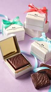 Lilyadoreparis La Maison Du Chocolat 64 Boulevard Haussmann Paris 9e Chocolate Assortment Chocolate Packaging Brownie Packaging