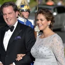 Check spelling or type a new query. Prinzessin Madeleine Bringt Sohn Zur Welt Panorama