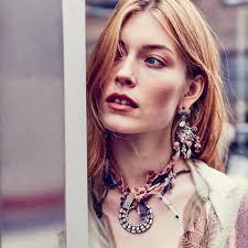 OUR FAVORITE NEW SEASON TREND? IT'S A TIE