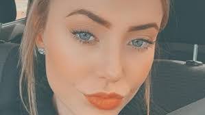 Ashlee Jackson's Instagram, Twitter & Facebook