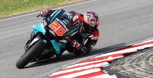 Di belakang quartararo persis, ada pembalap petronas yamaha srt, franco morbidelli. Motogp Fabio Quartararo Leads Fast First Day Of Testing At Sepang Roadracing World Magazine Motorcycle Riding Racing Tech News